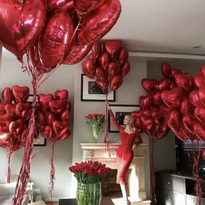 100 HEART BALLOONS